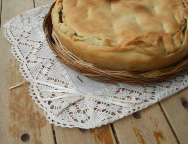 Savory and rustic pies: 10 recipes to prepare with sourdough