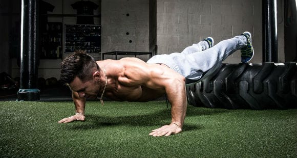 Push-ups on the arms | How are they performed? Benefits and Variations