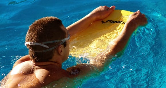 Exercícios Aquagym à beira-mar | Os melhores exercícios de faça você mesmo nas férias