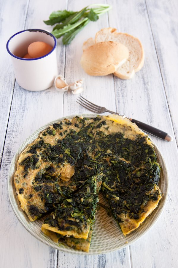 10 omelettes and pancakes with wild herbs