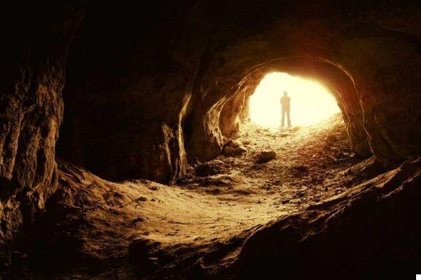 Plato's Cave Myth: Do you live in darkness or in light?