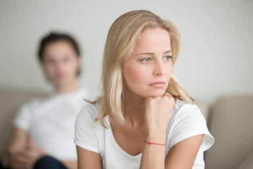 Infidelidad emocional: qué es y cómo afrontarla