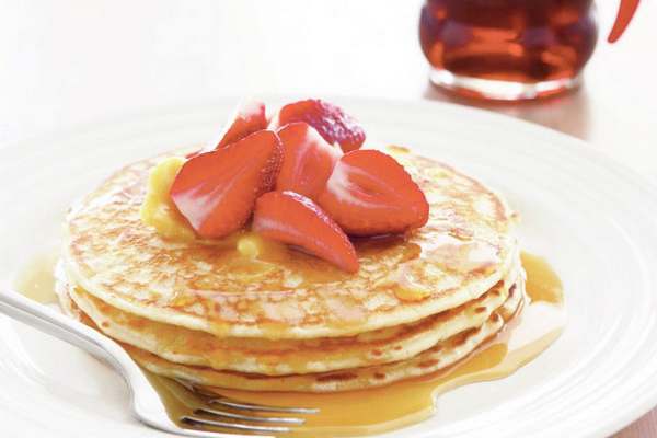 Pancake: the original recipe and 10 variations