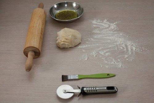 Como fazer pizza de scrocchiarella com massa azeda
