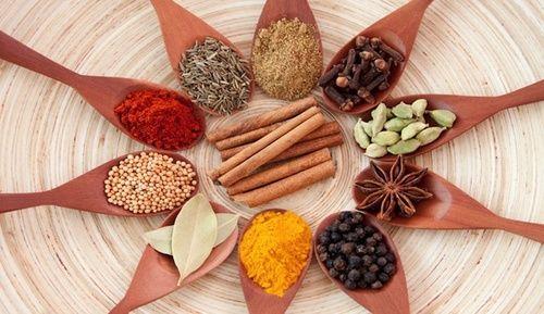 Spices: list, properties, nutritional values