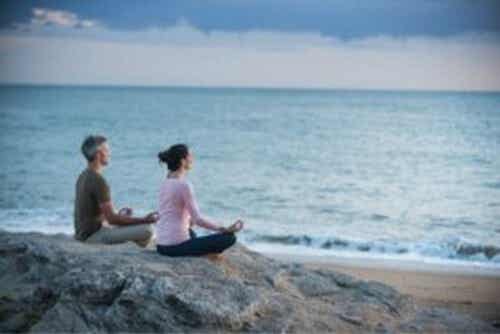 Does meditation improve interpersonal relationships?