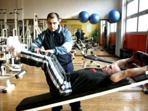 Reverse Crunch on Incline Bench