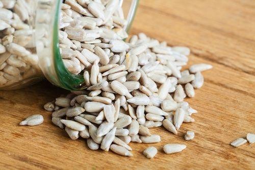 Safflower seeds, properties and how to use them