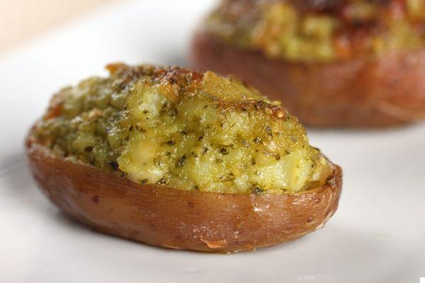 Baked potatoes: recipes to make them crunchy, au gratin or stuffed