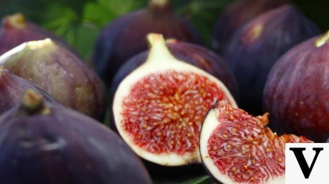 Figs and plums, seasonal sweets