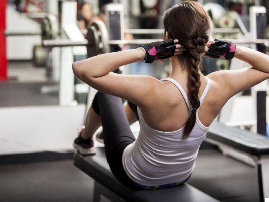 Evitar lesiones en el gimnasio: pecho y tríceps