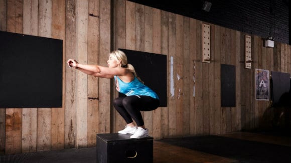 Mujeres en el gimnasio | Por eso el levantamiento de pesas es adecuado para las mujeres