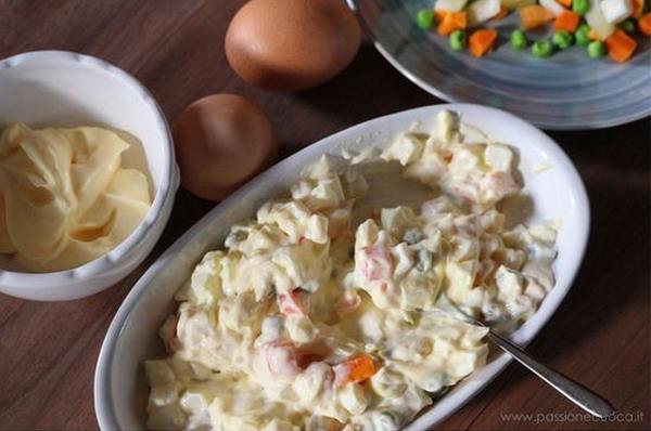 Russian salad: the original recipe and 10 healthier variations