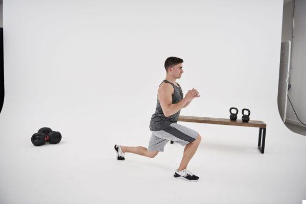 Lunges in motion | How are they performed? Muscles involved and common mistakes