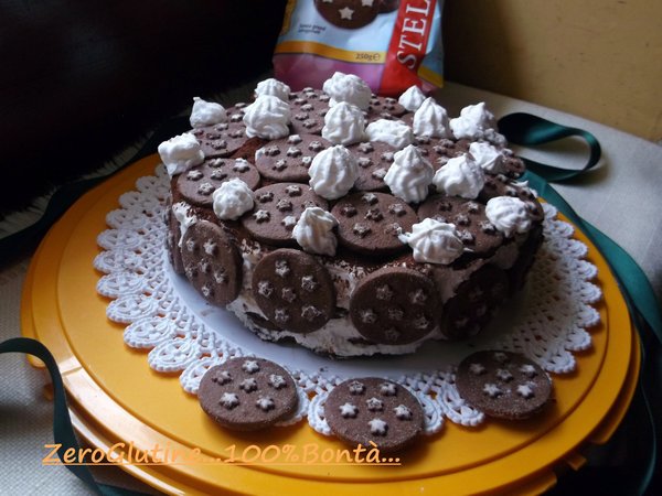 Pan di stelle cake: the original recipe and 10 variations