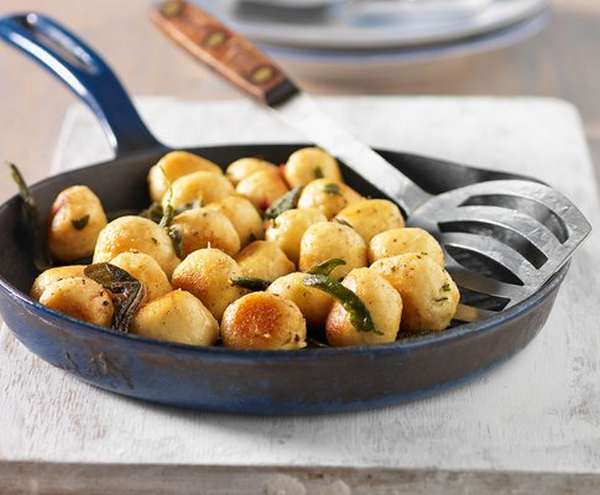 Potato gnocchi: 10 recipes to dress them