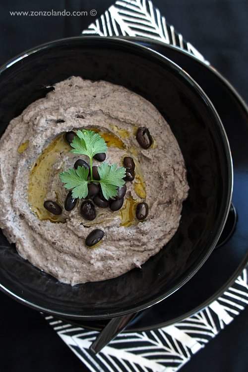 Hummus: the traditional recipe and 5 tasty variations